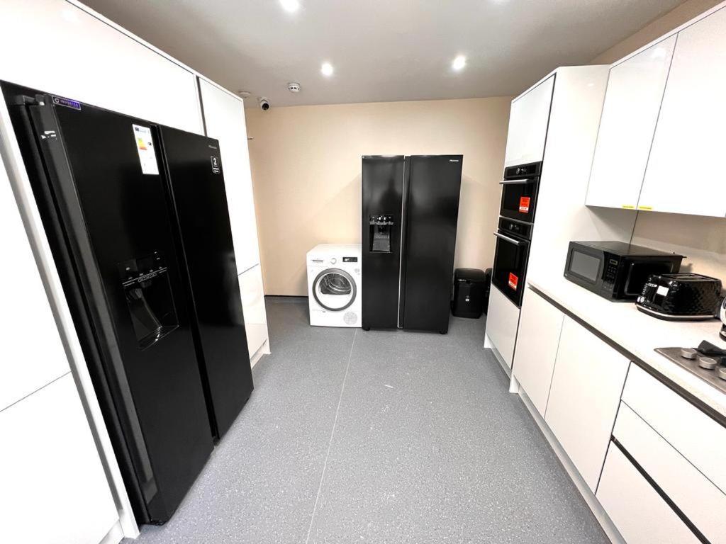 Nines Of Elegance At Castle Road Apartment เบอร์มิงแฮม ภายนอก รูปภาพ